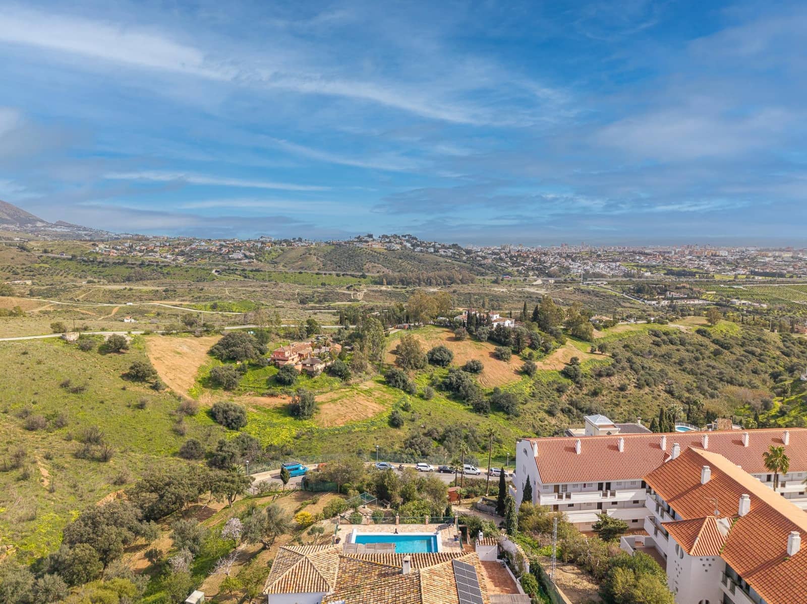 3 bedroom Villa for sale in Mijas Golf with pool garage - € 995,000 (Ref: 9645127)