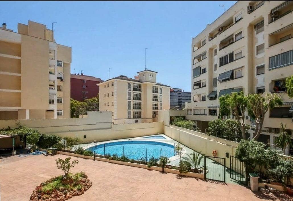 1 sovrum Studio till salu i Torremolinos med pool - 250 000 € (Ref: 9784888)