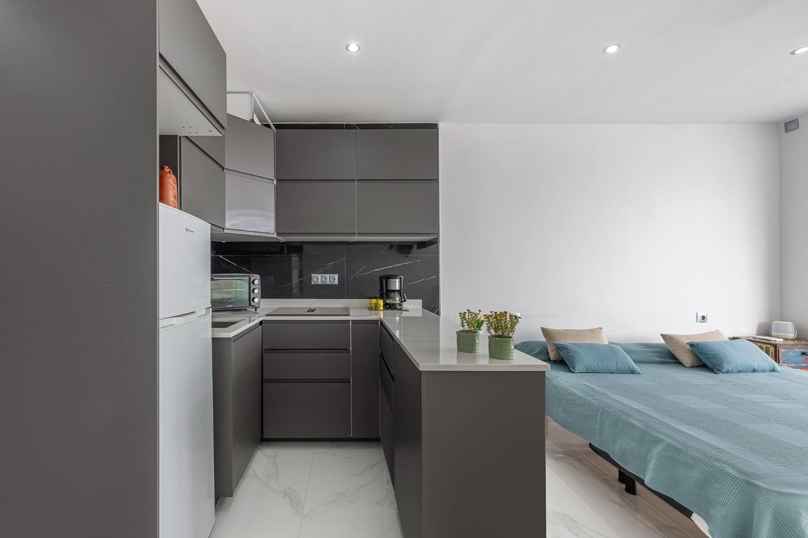 Studio till salu i Torremolinos - 250 000 € (Ref: 9784889)