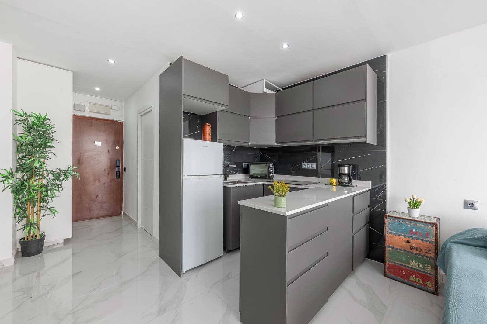 Studio till salu i Torremolinos - 250 000 € (Ref: 9784889)