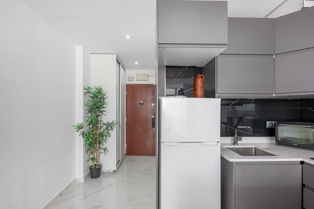 Yksiö myytävänä paikassa Torremolinos - 250 000 € (Ref: 9784889)