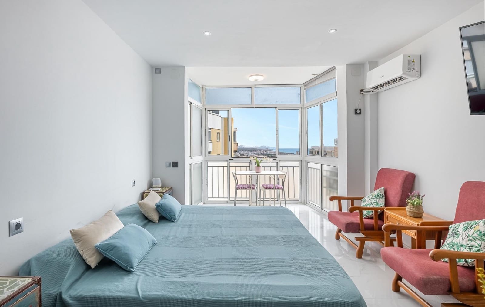 Studio till salu i Torremolinos - 250 000 € (Ref: 9784889)