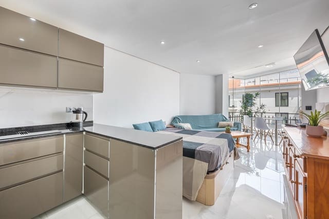 Studio te koop in Castillo Sohail, Fuengirola met zwembad - € 259.000 (Ref: 9788490)