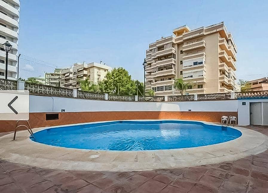 Estudio en Fuengirola en venta con piscina - 259.000 € (Ref: 9788490)