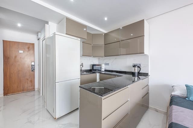 Studio til salg i Castillo Sohail, Fuengirola med swimmingpool - € 259.000 (Ref: 9788490)