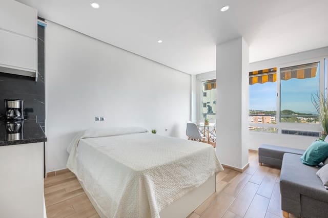 Studio til salgs i Torremolinos med svømmebasseng - € 250 000 (Ref: 9804395)