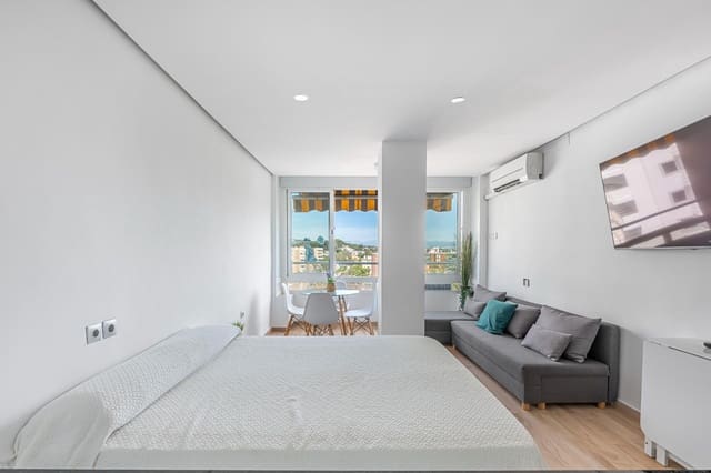 Studio til salgs i Torremolinos med svømmebasseng - € 250 000 (Ref: 9804395)