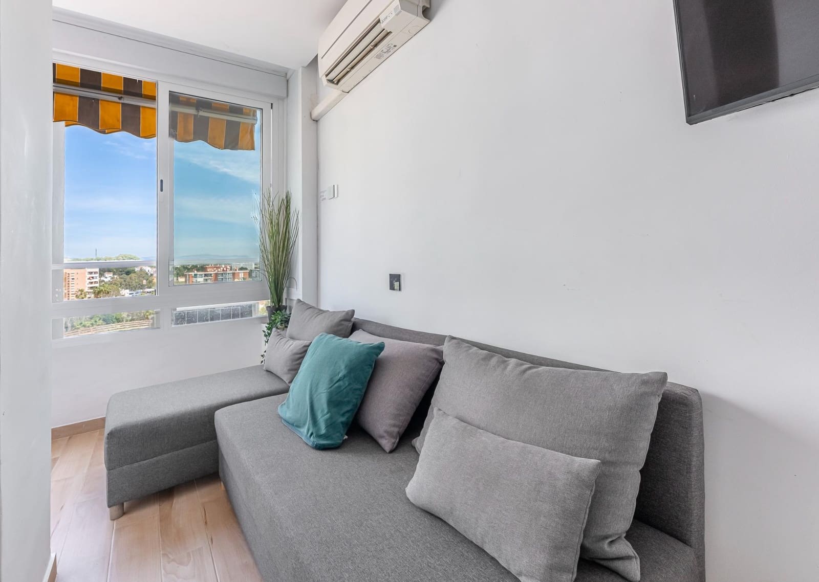 Studio til salgs i Torremolinos med svømmebasseng - € 250 000 (Ref: 9804395)