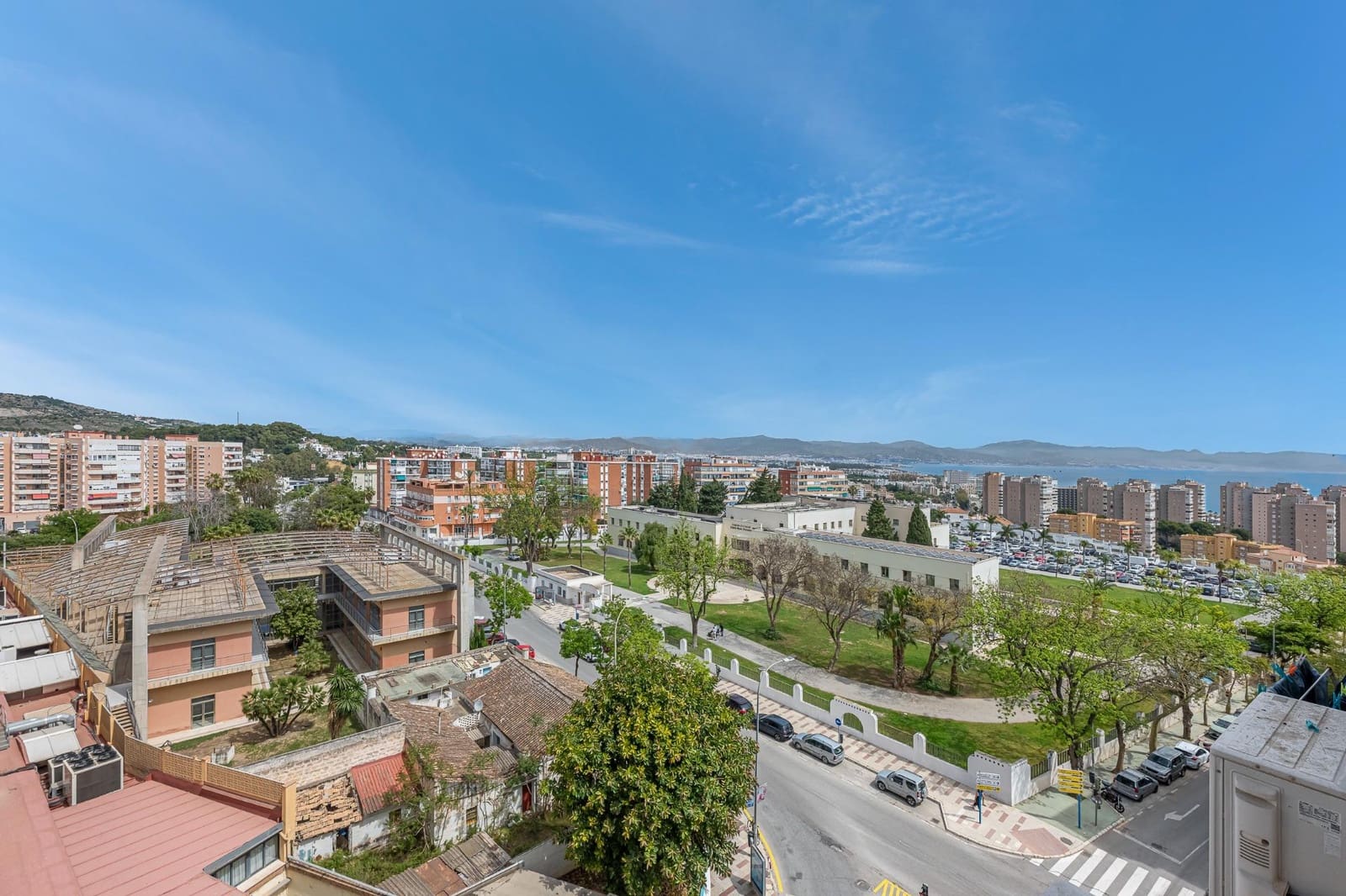 Studio til salgs i Torremolinos med svømmebasseng - € 250 000 (Ref: 9804395)