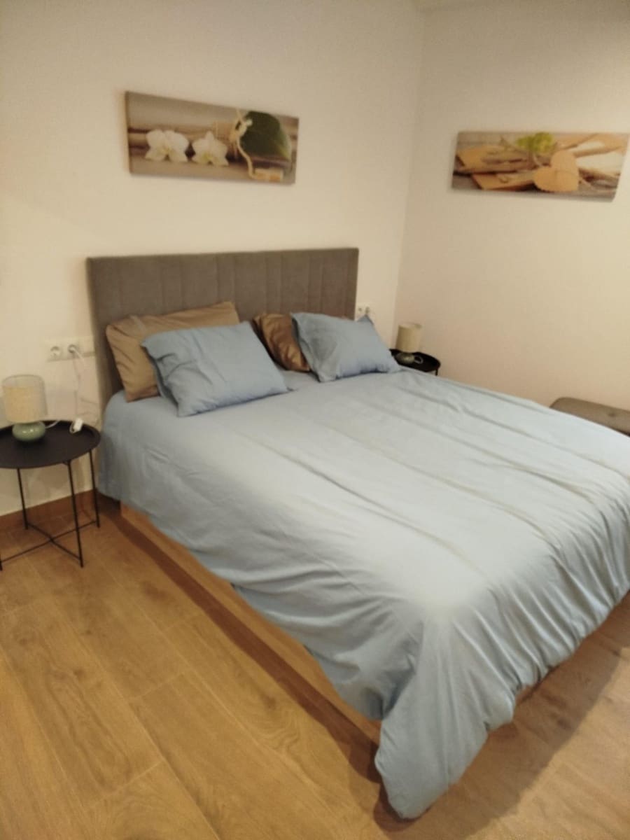 Apartamento de 1 habitación en Fuengirola en alquiler con piscina - 1.200 € (Ref: 9836403)