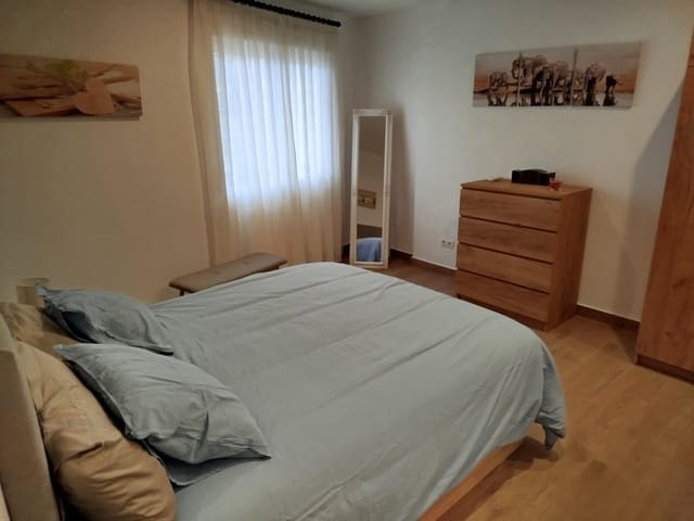 1 soveværelse Lejlighed til leje i Fuengirola med swimmingpool - € 1.200 (Ref: 9836403)