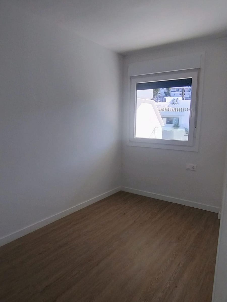 2 soveværelse Lejlighed til leje i Fuengirola med swimmingpool garage - € 1.200 (Ref: 9839337)