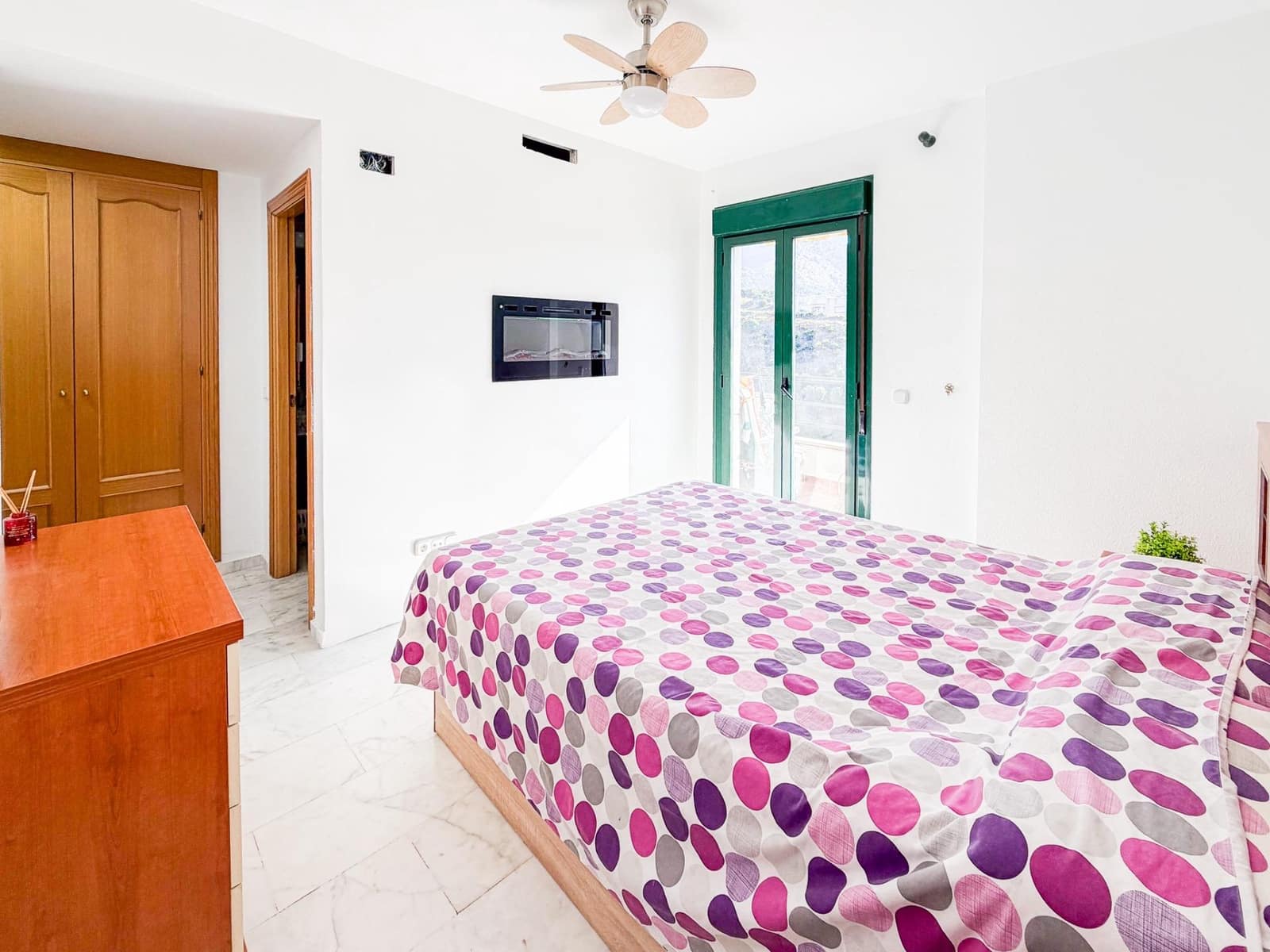 3 slaapkamer Flat te koop in Fuengirola met zwembad garage - € 349.000 (Ref: 9843483)