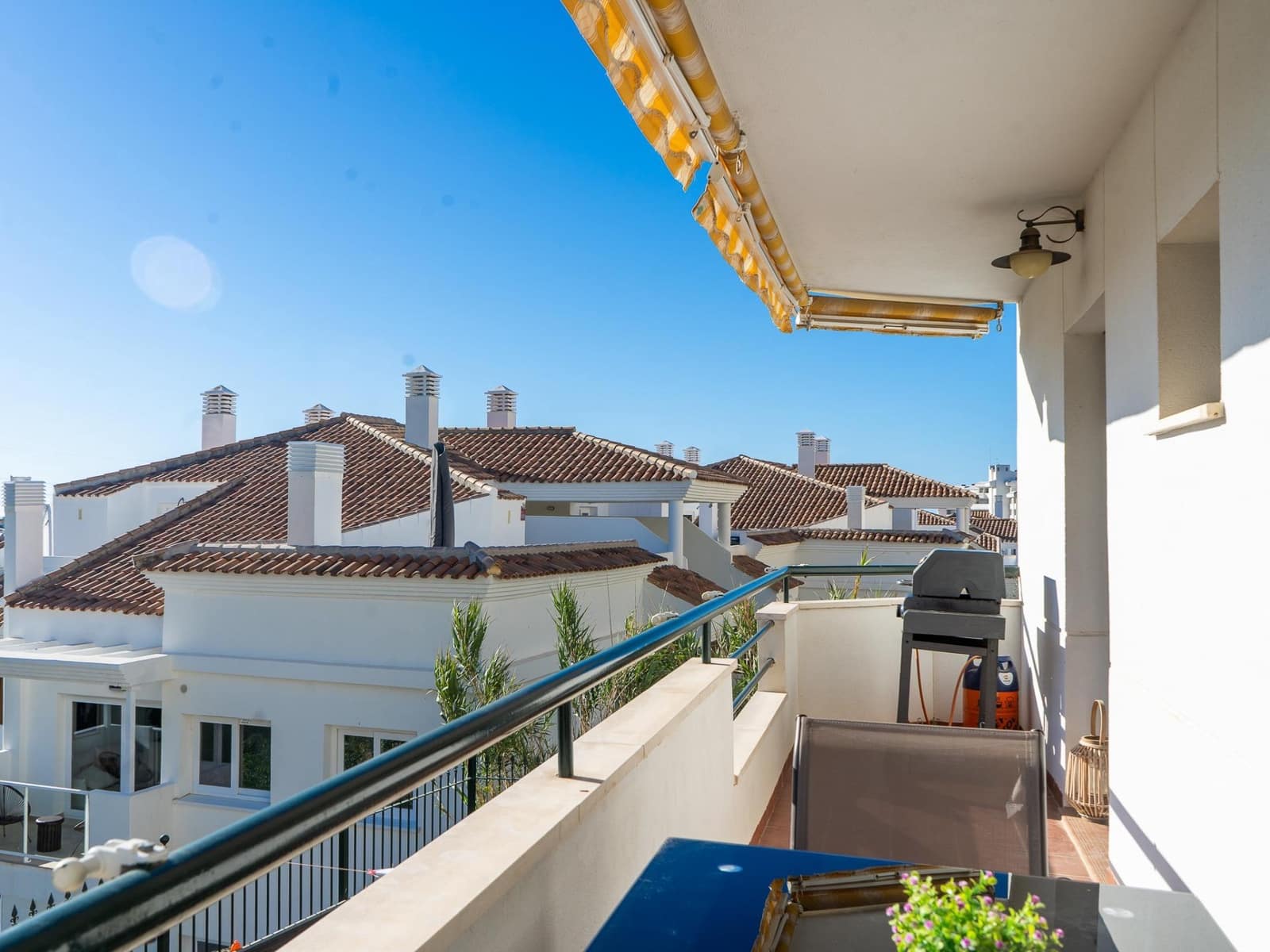 3 bedroom Flat for sale in Fuengirola with pool garage - € 339,000 (Ref: 9843483)