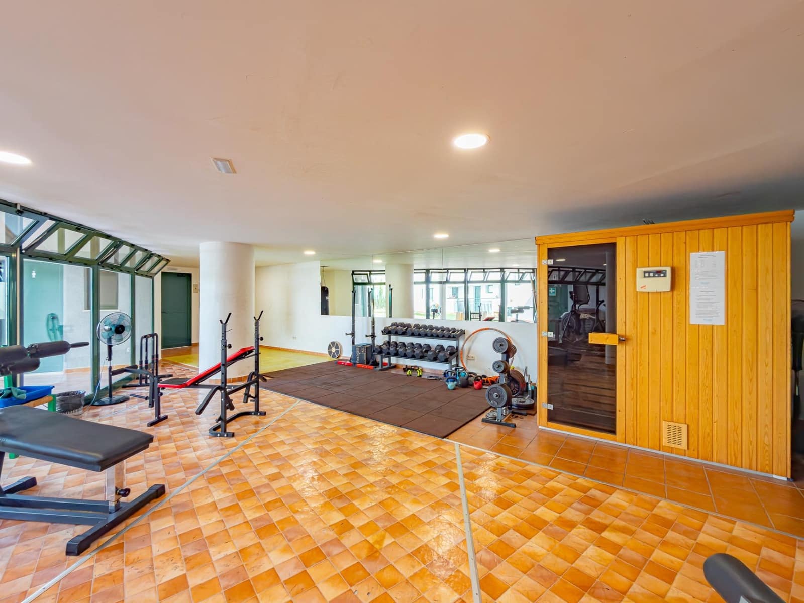 3 bedroom Flat for sale in Fuengirola with pool garage - € 339,000 (Ref: 9843483)