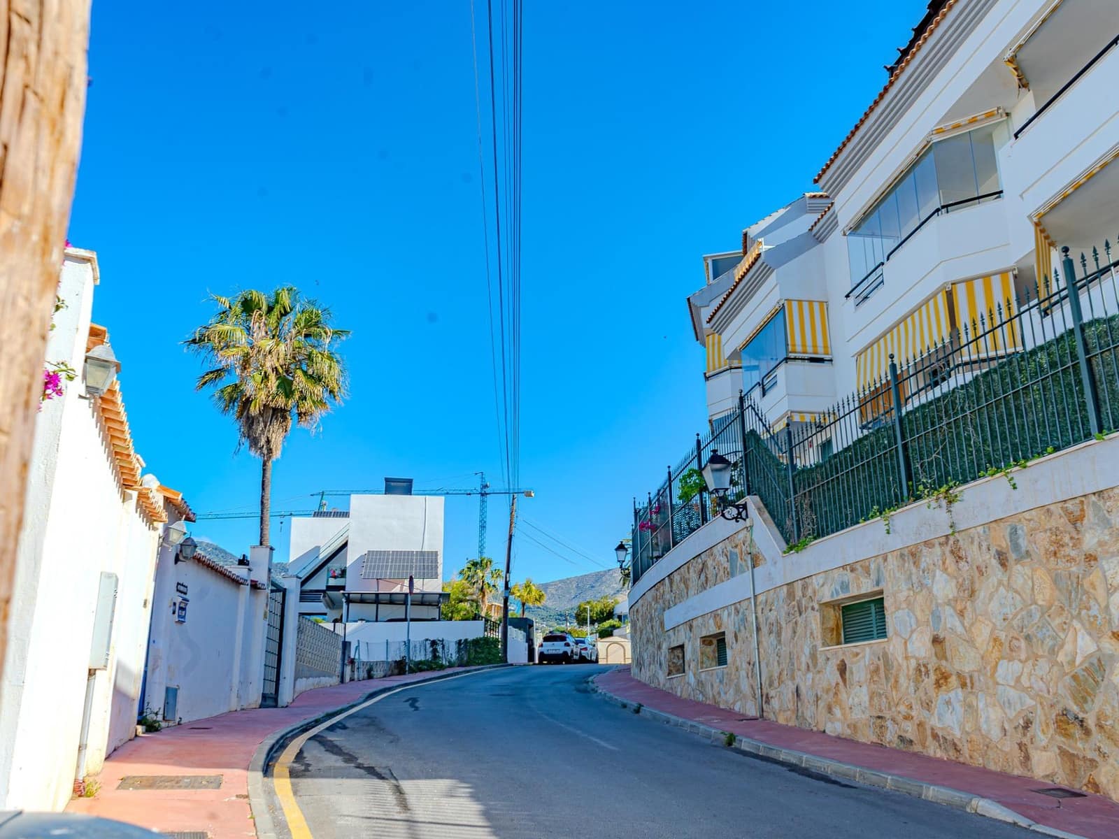 3 bedroom Flat for sale in Fuengirola with pool garage - € 339,000 (Ref: 9843483)