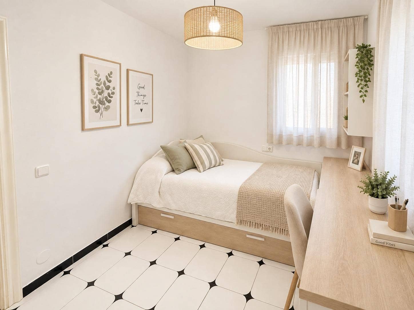 3 bedroom Apartment for sale in Fuengirola - € 385,000 (Ref: 9890488)