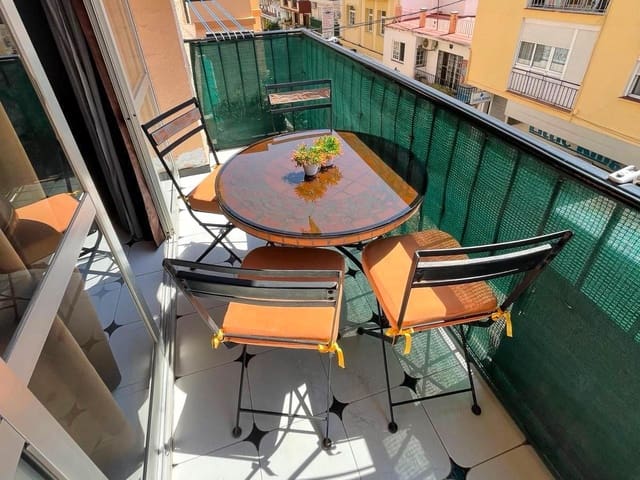 3 sypialnia Apartament na sprzedaż w Zona Puerto Deportivo, Fuengirola - 385 000 € (Ref: 9890488)