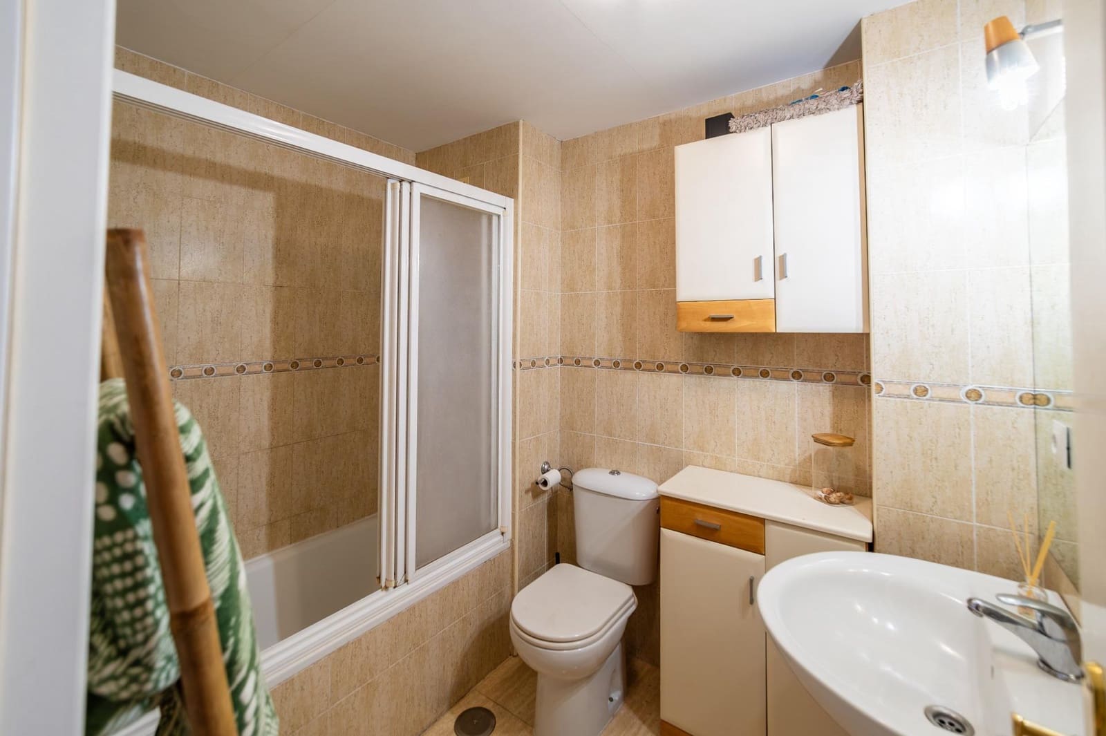 2 bedroom Flat for sale in Las Lagunas de Mijas with pool - € 299,000 (Ref: 9966721)