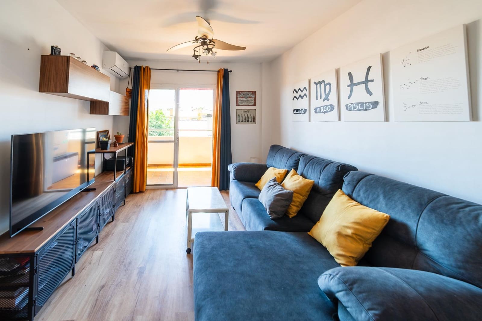 2 bedroom Flat for sale in Las Lagunas de Mijas with pool - € 299,000 (Ref: 9966721)