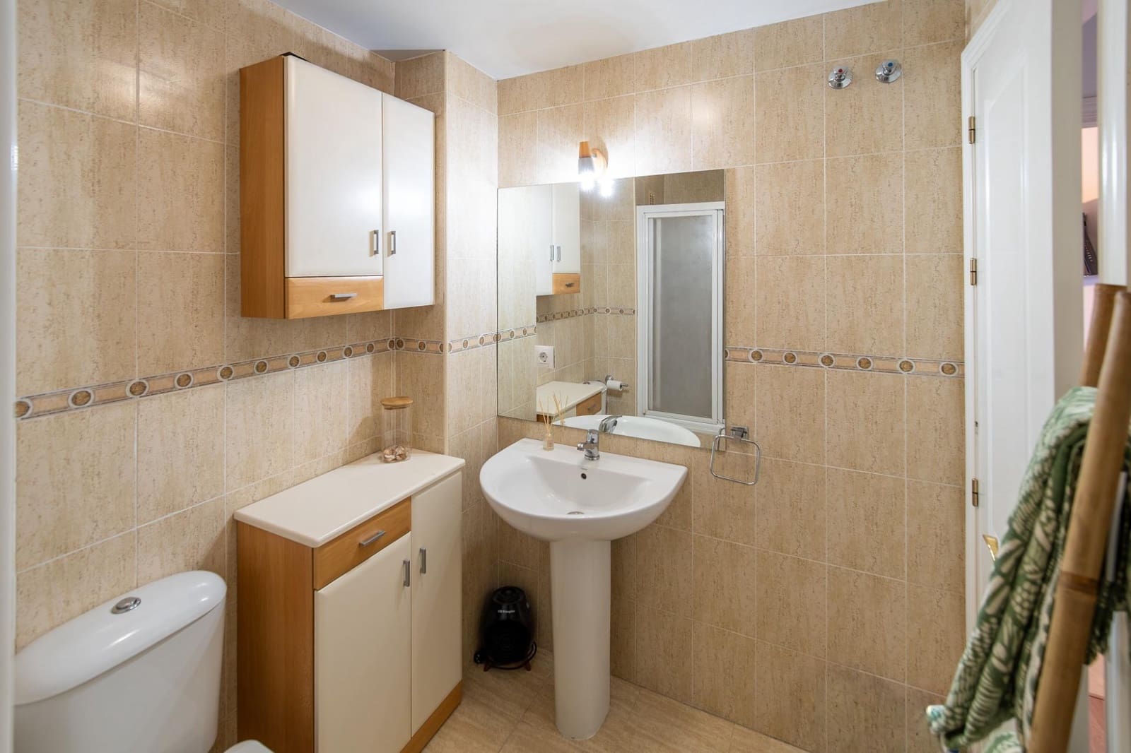 2 bedroom Flat for sale in Las Lagunas de Mijas with pool - € 299,000 (Ref: 9966721)
