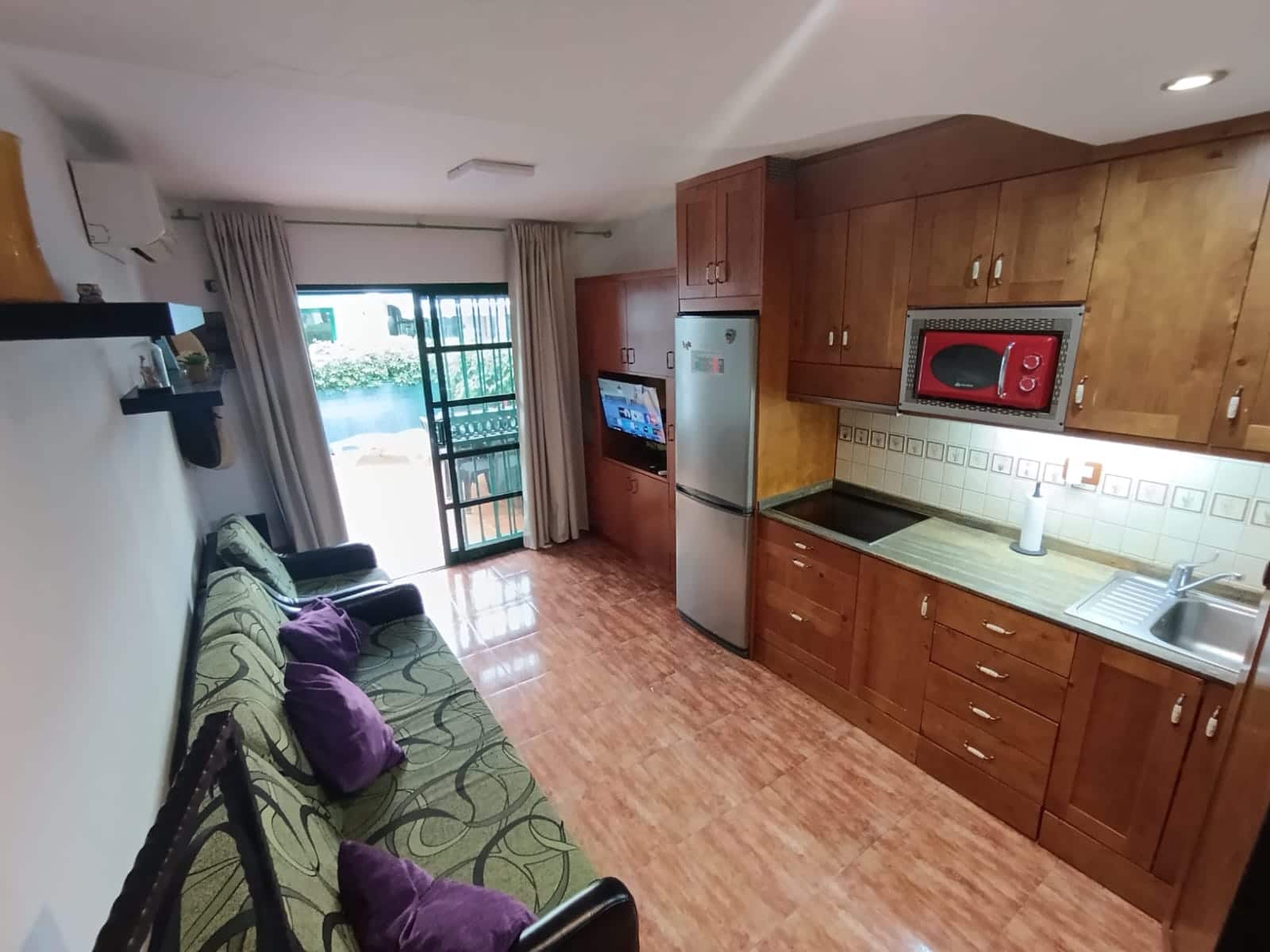 1 bedroom Apartment for rent in Maspalomas with pool - € 1,200 (Ref: 10035693)