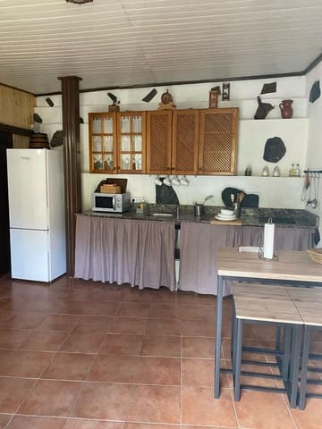1 bedroom Finca/Country House for rent in San Bartolomé de Tirajana with pool - € 800 (Ref: 10159996)