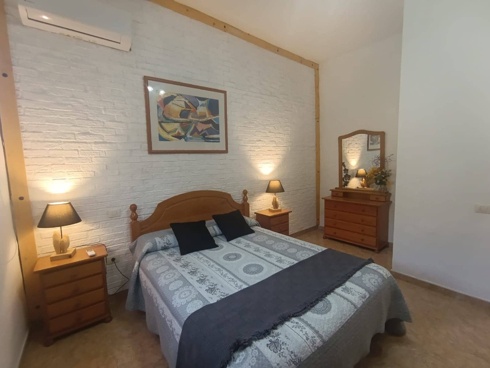 2 makuuhuone Maalaistalo vuokrattavana paikassa San Bartolome de Tirajana mukana uima-altaan 
autotalli - 800 € (Ref: 10174798)
