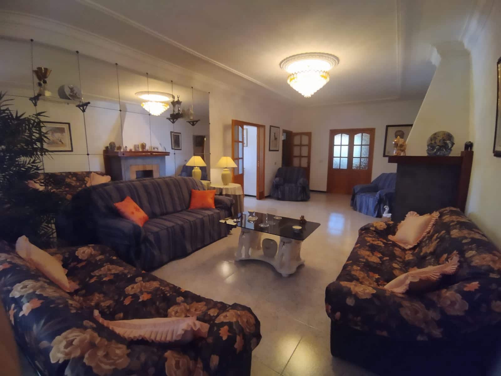 4 soveværelse Finca/Landehus til salg i San Bartolome de Tirajana med swimmingpool garage - € 377.000 (Ref: 7776146)