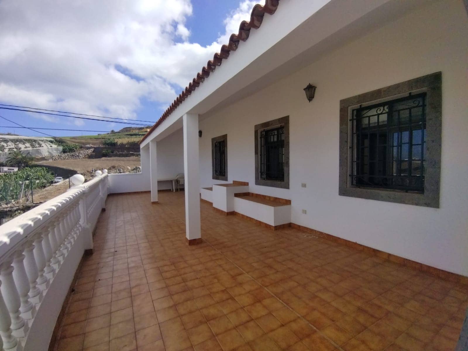 4 soveværelse Villa til salg i Santa Maria de Guia de Gran Canaria med garage - € 439.000 (Ref: 7856301)