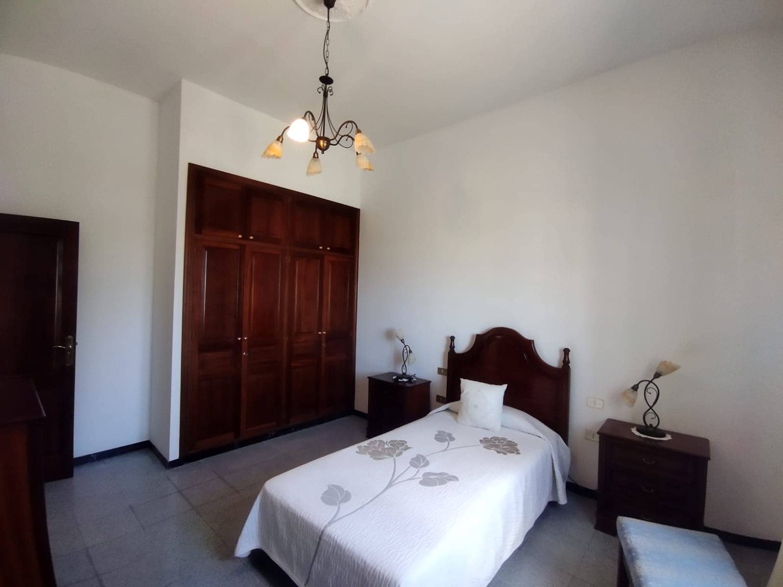 4 soveværelse Villa til salg i Santa Maria de Guia de Gran Canaria med garage - € 439.000 (Ref: 7856301)