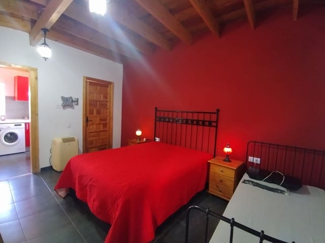1 quarto Quinta/Casa Rural para arrendar em Santa Lucía de Tirajana - 750 € (Ref: 8395408)