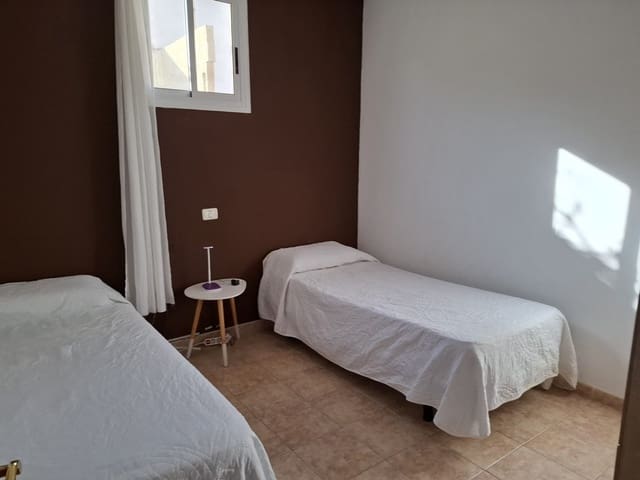 2 makuuhuone Huoneisto vuokrattavana paikassa San Bartolomé de Tirajana - 900 € (Ref: 8459456)