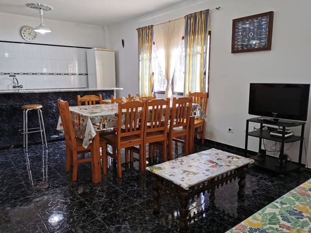 Chalet de 4 habitaciones en La Aldea de San Nicolas en venta con piscina garaje - 245.000 € (Ref: 8789865)