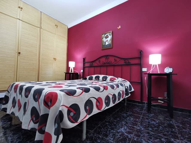 Chalet de 4 habitaciones en La Aldea de San Nicolas en venta con piscina garaje - 245.000 € (Ref: 8789865)