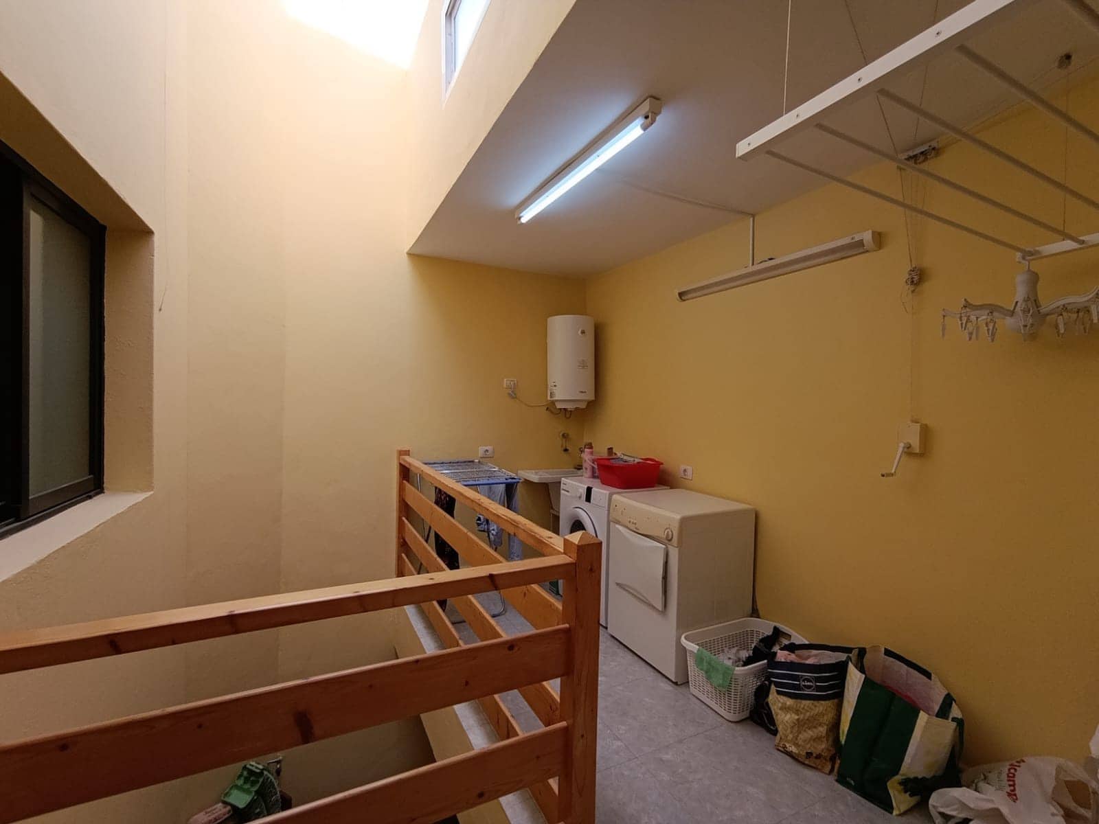 3 bedroom Finca/Country House for rent in Santa Lucia de Tirajana with garage - € 800 (Ref: 8916434)