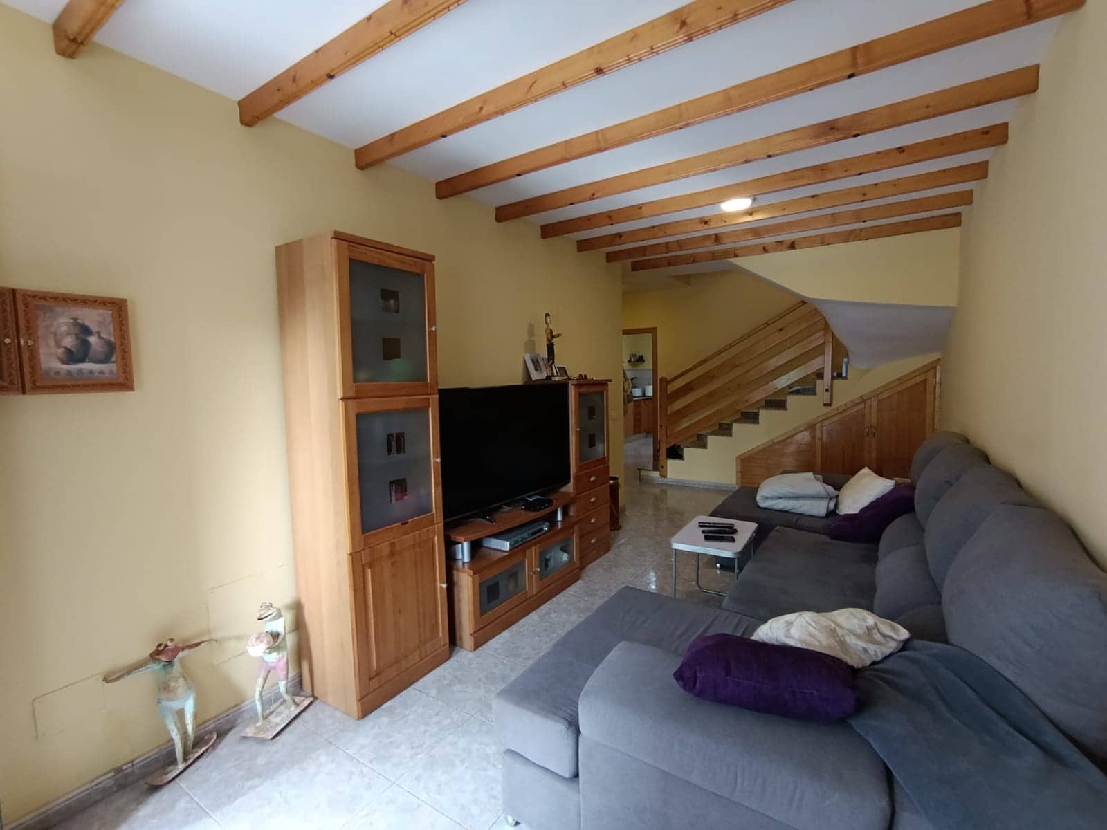 3 bedroom Finca/Country House for rent in Santa Lucia de Tirajana with garage - € 800 (Ref: 8916434)