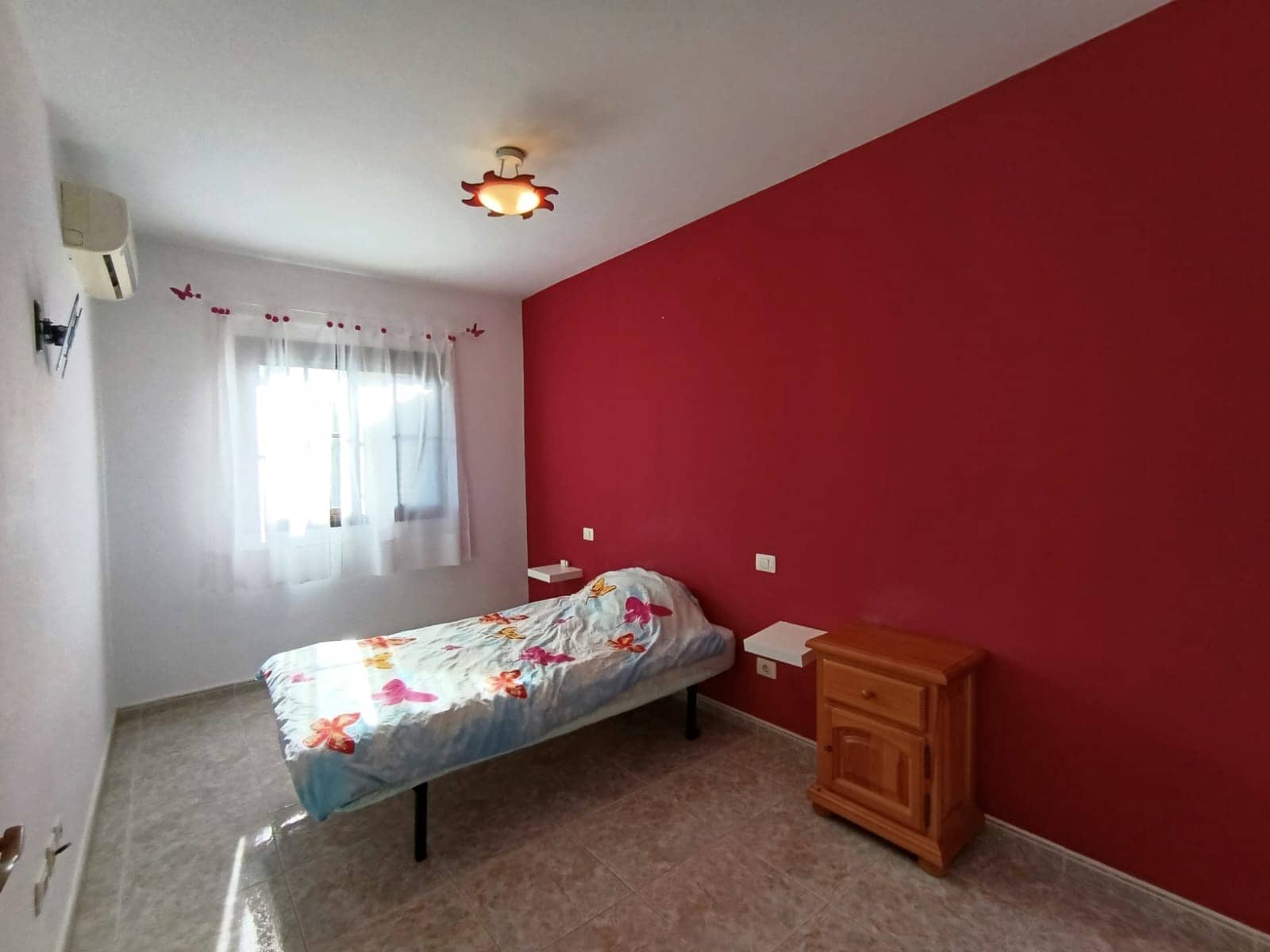 3 bedroom Finca/Country House for rent in Santa Lucia de Tirajana with garage - € 800 (Ref: 8916434)