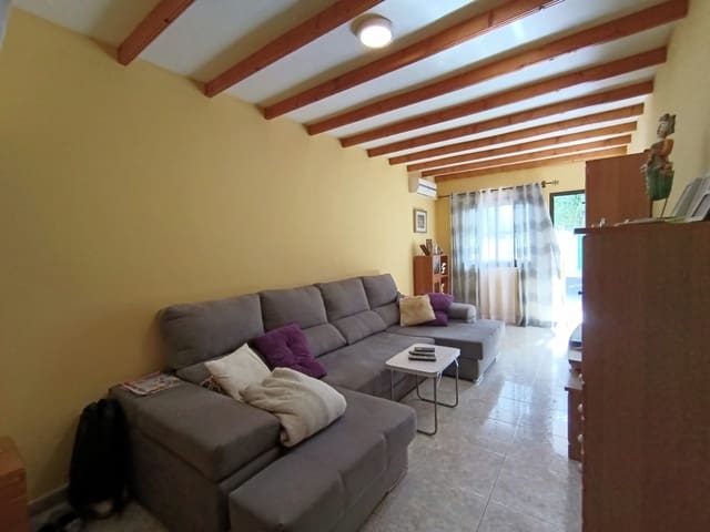 3 quarto Quinta/Casa Rural para arrendar em Santa Lucía de Tirajana com garagem - 800 € (Ref: 8916434)