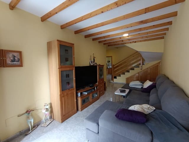 3 quarto Quinta/Casa Rural para arrendar em Santa Lucía de Tirajana com garagem - 800 € (Ref: 8916434)