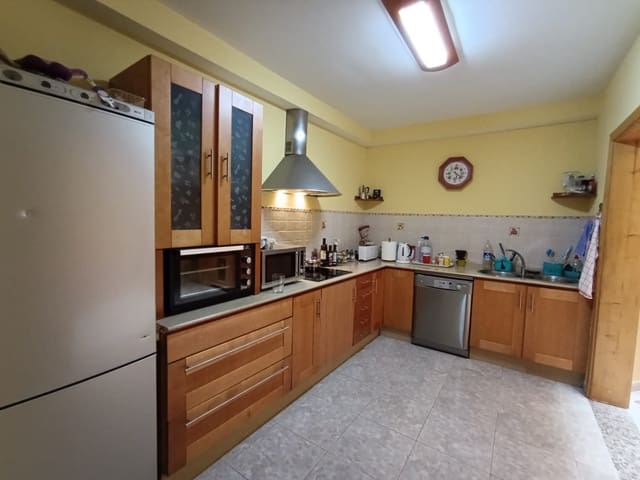 3 quarto Quinta/Casa Rural para arrendar em Santa Lucía de Tirajana com garagem - 800 € (Ref: 8916434)