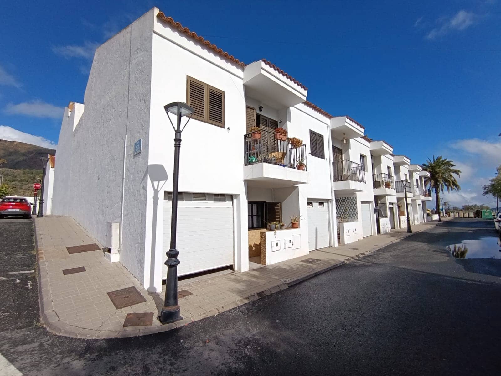 3 bedroom Finca/Country House for rent in Santa Lucia de Tirajana with garage - € 800 (Ref: 8916434)