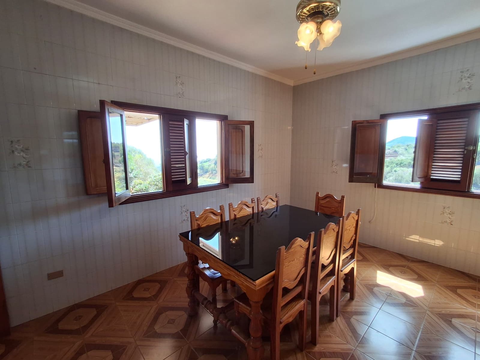 4 soveværelse Finca/Landehus til salg i Moya med garage - € 525.000 (Ref: 9148788)