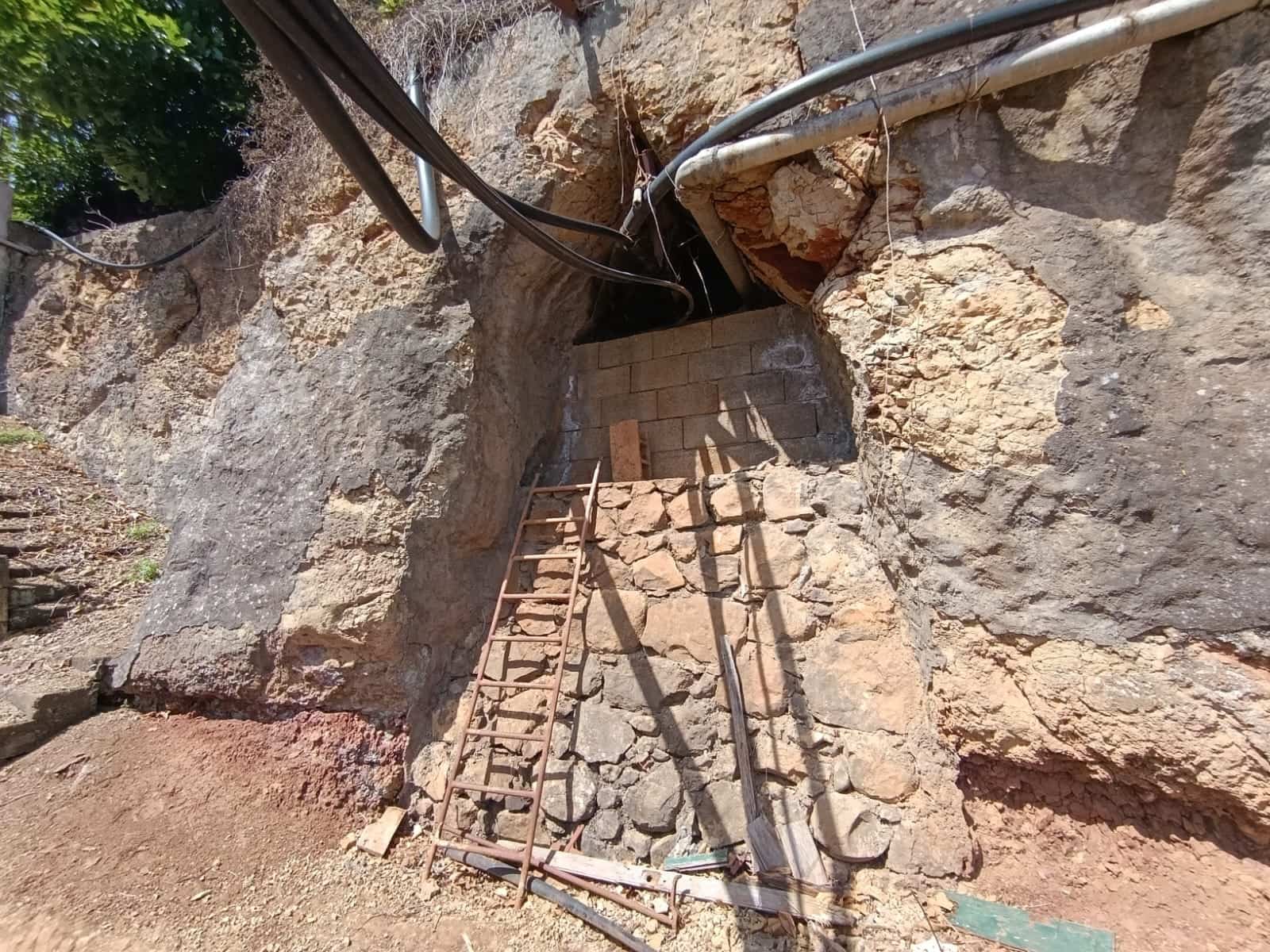 4 soveværelse Finca/Landehus til salg i Moya med garage - € 525.000 (Ref: 9148788)