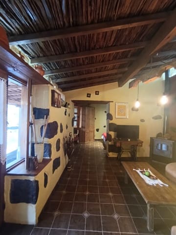 2 bedroom Finca/Country House for rent in San Bartolomé de Tirajana with pool garage - € 1,100 (Ref: 9240652)