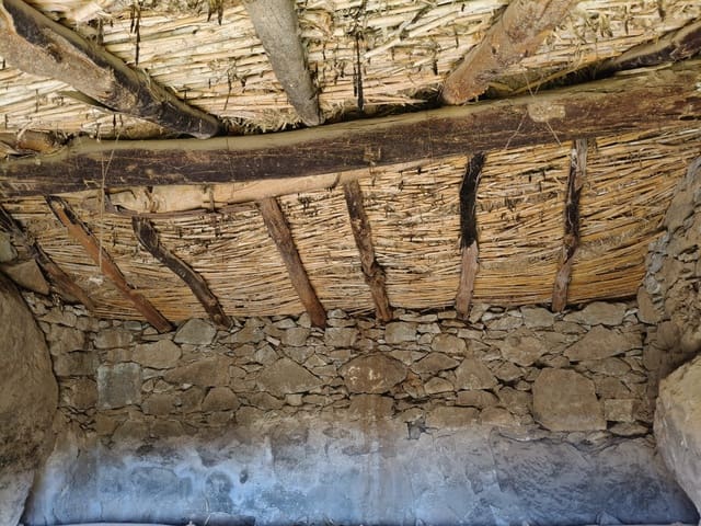 Ruïne te koop in San Bartolomé de Tirajana - € 69.000 (Ref: 9248419)