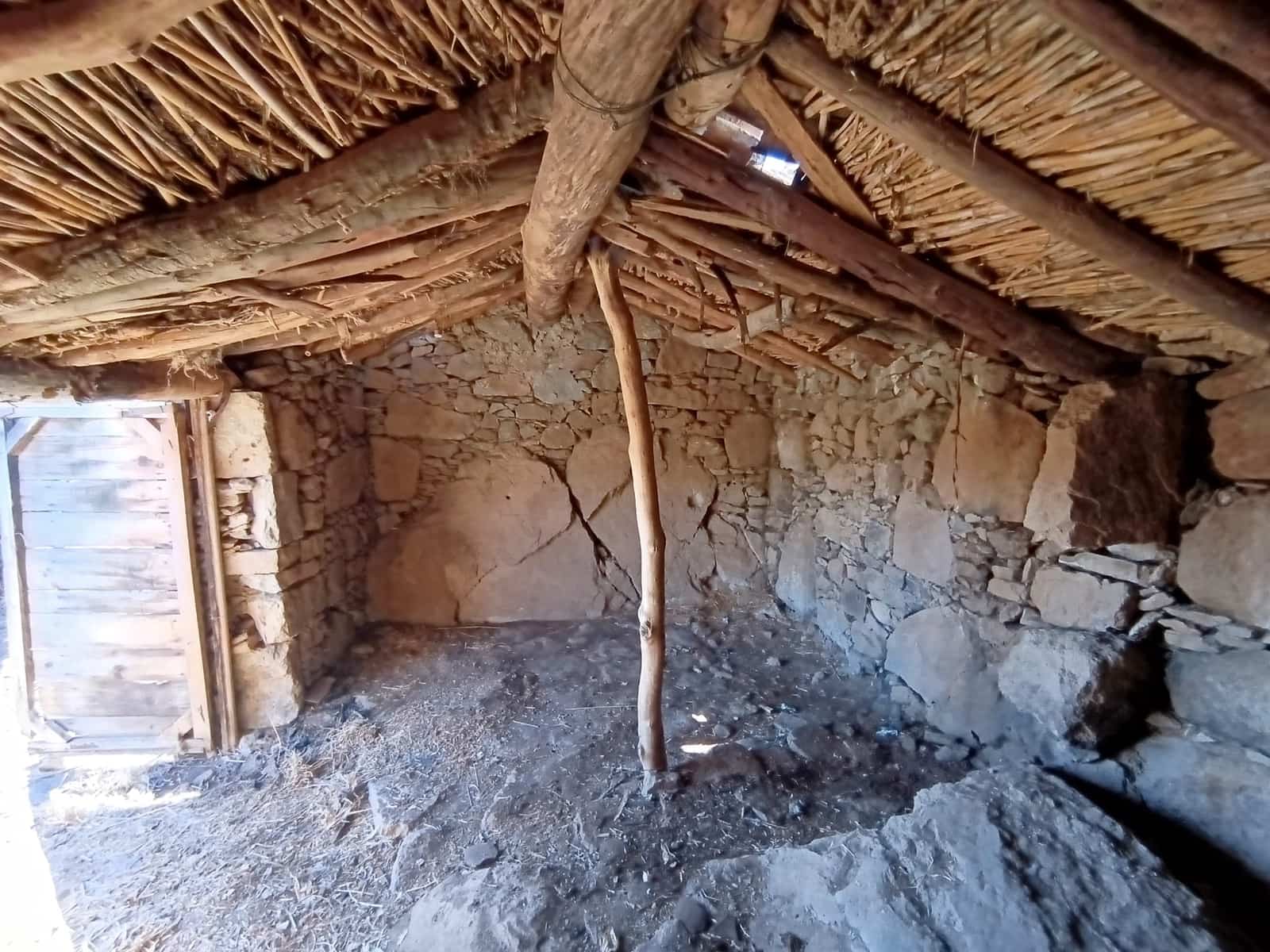 Ruina na sprzedaż w San Bartolome de Tirajana - 69 000 € (Ref: 9248419)