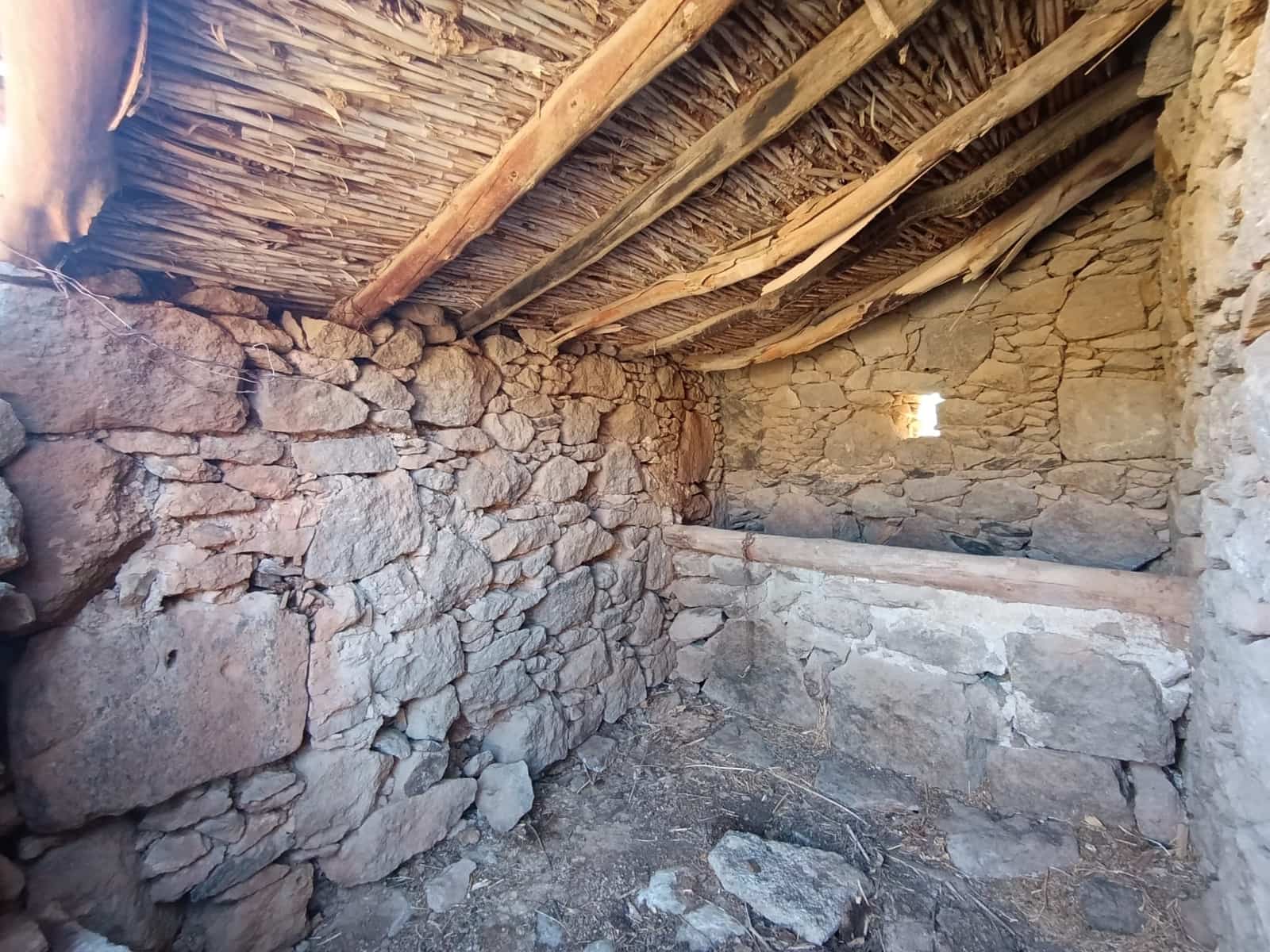 Ruina na sprzedaż w San Bartolome de Tirajana - 69 000 € (Ref: 9248419)