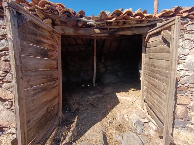 Ruin til salg i San Bartolomé de Tirajana - € 69.000 (Ref: 9248419)