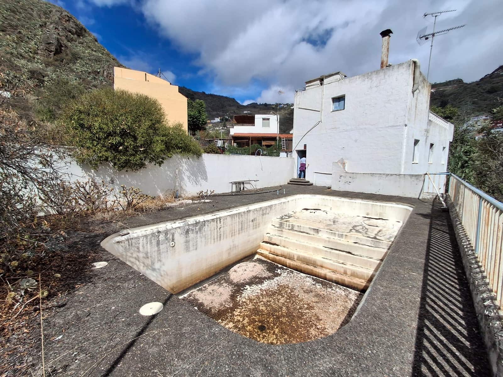 4 bedroom Finca/Country House for sale in Vega de San Mateo with pool garage - € 448,000 (Ref: 9270401)